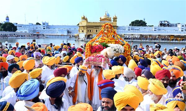grand nagar kirtan occasion of the birth anniversary of sri guru ram das ji